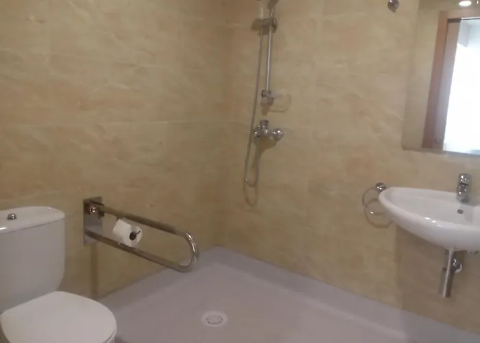 Outarelo Πανσιόν *