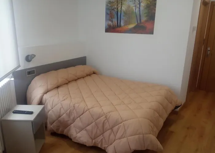 Outarelo Πανσιόν *